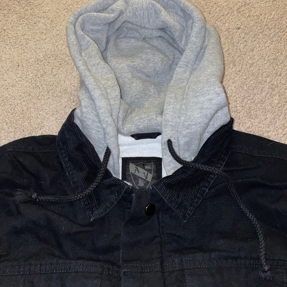 Vans hooded jacket size L - Picture 2 of 2